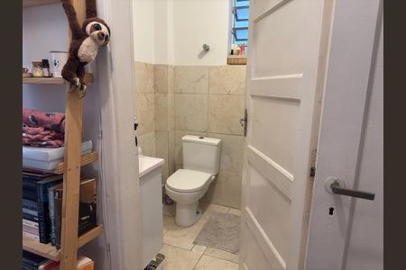 Apartamento à venda com 80m², 2 quartos e sem vaga Apartamento à venda com 80m², 2 quartos e sem vagaBanheiro