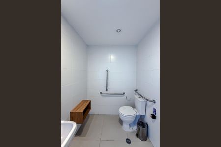 Studio para alugar com 25m², 1 quarto e sem vaga Studio para alugar com 25m², 1 quarto e sem vagaBanheiro Social