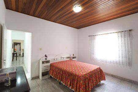 Casa à venda com 240m², 7 quartos e 2 vagas