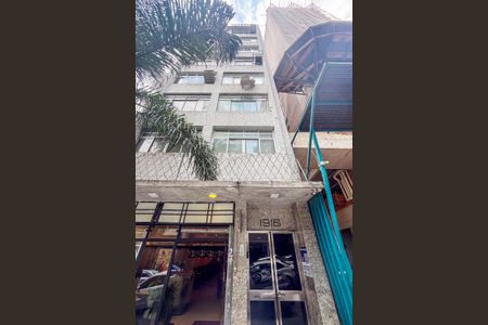 Apartamento à venda com 71m², 2 quartos e sem vagaentrada do predio