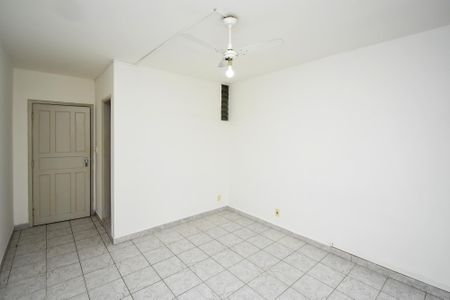 Apartamento à venda com 71m², 2 quartos e sem vagaquarto 2