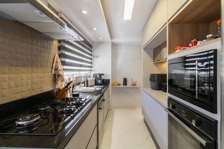 Apartamento à venda com 137m², 2 quartos e 2 vagasCozinha