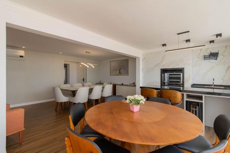 Varanda Gourmet de apartamento à venda com 2 quartos, 137m² em Vila Rosalia, Guarulhos