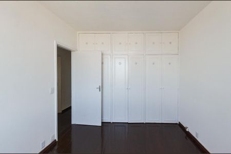 Apartamento à venda com 80m², 2 quartos e sem vagaSuíte
