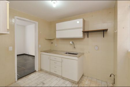 Apartamento à venda com 80m², 2 quartos e sem vagaCozinha