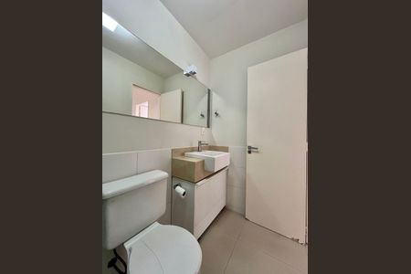 Apartamento para alugar com 69m², 2 quartos e 1 vagaBanheiro