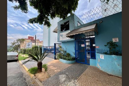 Apartamento para alugar com 69m², 2 quartos e 1 vagaFachada e portaria