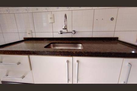 Apartamento para alugar com 64m², 2 quartos e 1 vagaCozinha