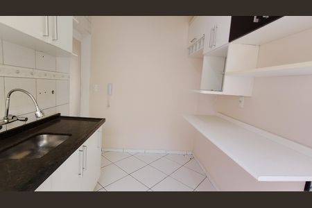 Apartamento para alugar com 64m², 2 quartos e 1 vagaCozinha
