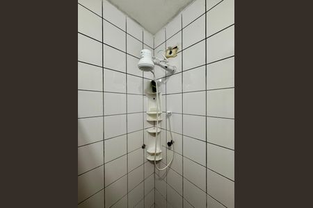 Casa à venda com 75m², 2 quartos e 1 vaga Casa à venda com 75m², 2 quartos e 1 vagaBanheiro