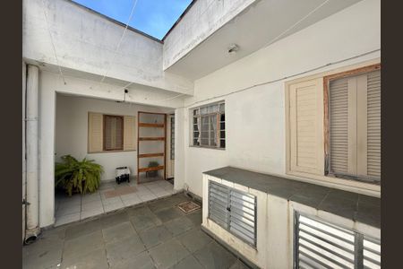 Casa à venda com 75m², 2 quartos e 1 vaga Casa à venda com 75m², 2 quartos e 1 vagaQuintal