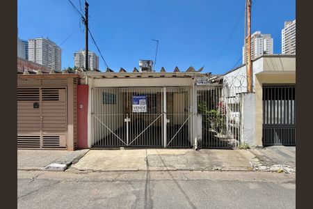 Casa à venda com 75m², 2 quartos e 1 vaga Casa à venda com 75m², 2 quartos e 1 vagaFachada