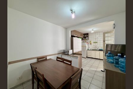 Casa à venda com 75m², 2 quartos e 1 vaga Casa à venda com 75m², 2 quartos e 1 vagaCozinha/Copa