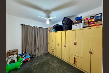 Casa à venda com 75m², 2 quartos e 1 vaga Casa à venda com 75m², 2 quartos e 1 vagaQuarto 1