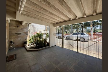 Casa à venda com 75m², 2 quartos e 1 vaga Casa à venda com 75m², 2 quartos e 1 vagaGaragem