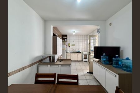 Casa à venda com 75m², 2 quartos e 1 vaga Casa à venda com 75m², 2 quartos e 1 vagaCozinha/Copa