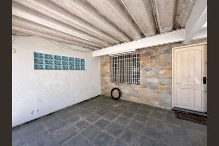 Casa à venda com 75m², 2 quartos e 1 vaga Casa à venda com 75m², 2 quartos e 1 vagaGaragem