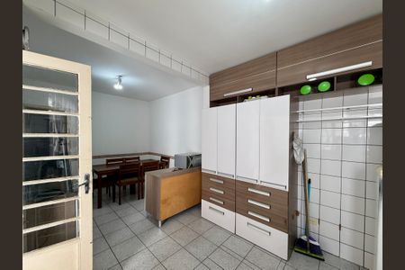 Casa à venda com 75m², 2 quartos e 1 vaga Casa à venda com 75m², 2 quartos e 1 vagaCozinha/Copa