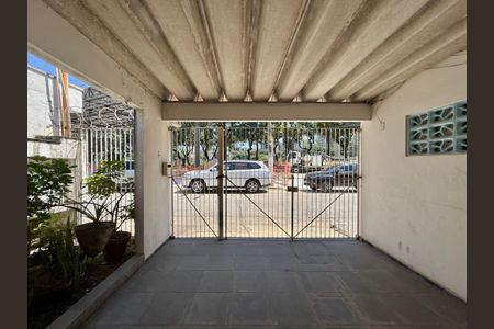 Casa à venda com 75m², 2 quartos e 1 vaga Casa à venda com 75m², 2 quartos e 1 vagaGaragem