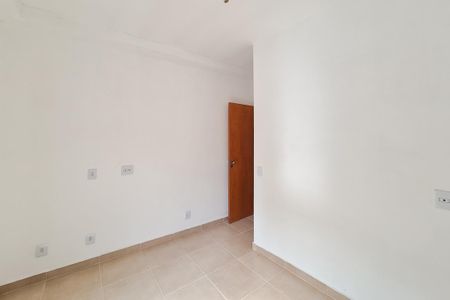 Apartamento para alugar com 65m², 2 quartos e 1 vagaSuíte