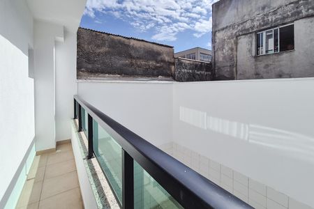 Apartamento para alugar com 65m², 2 quartos e 1 vagaVaranda da Suíte