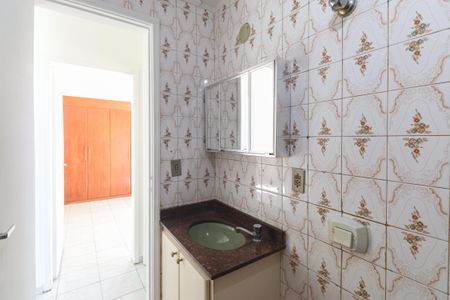 Apartamento para alugar com 72m², 2 quartos e 1 vaga Apartamento para alugar com 72m², 2 quartos e 1 vagaBanheiro