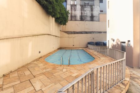 Apartamento para alugar com 72m², 2 quartos e 1 vaga Apartamento para alugar com 72m², 2 quartos e 1 vagaÁrea comum - Piscina