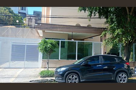 Apartamento para alugar com 72m², 2 quartos e 1 vaga Apartamento para alugar com 72m², 2 quartos e 1 vagaFachada