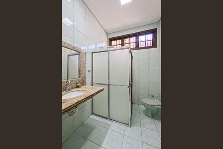 Casa para alugar com 150m², 3 quartos e 4 vagasBanheiro 2