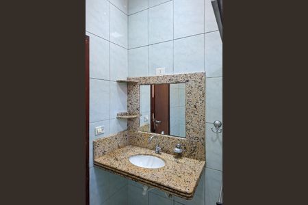 Casa para alugar com 150m², 3 quartos e 4 vagasBanheiro 2