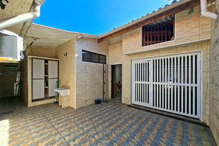 Casa para alugar com 150m², 3 quartos e 4 vagasQuintal