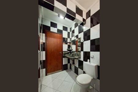 Casa para alugar com 150m², 3 quartos e 4 vagasBanheiro 