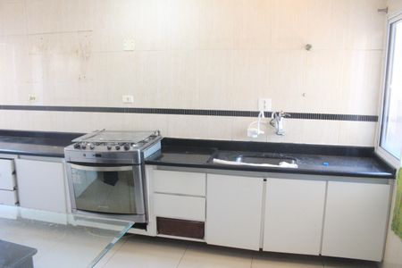 Casa para alugar com 360m², 3 quartos e 7 vagasCozinha