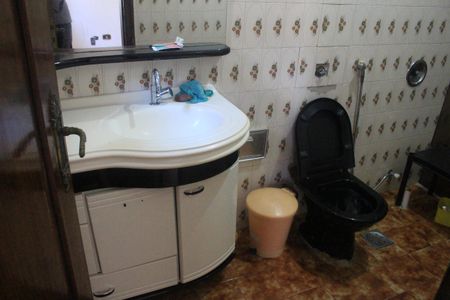 Casa para alugar com 360m², 3 quartos e 7 vagasBanheiro da Suíte 2