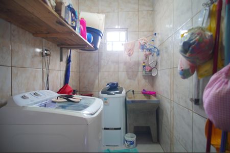 Casa à venda com 110m², 2 quartos e 2 vagasÁrea de Serviço