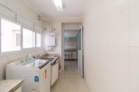 Apartamento para alugar com 162m², 3 quartos e 3 vagas Apartamento para alugar com 162m², 3 quartos e 3 vagasÁrea de Serviço