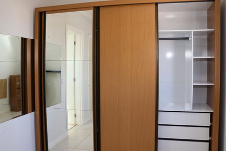 Apartamento para alugar com 59m², 2 quartos e 1 vagaSuíte