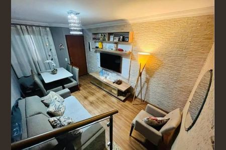 Sala de casa de condomínio à venda com 2 quartos, 59m² em Vila Taquari, São Paulo