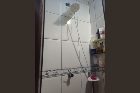 Banheiro de casa de condomínio à venda com 2 quartos, 59m² em Vila Taquari, São Paulo