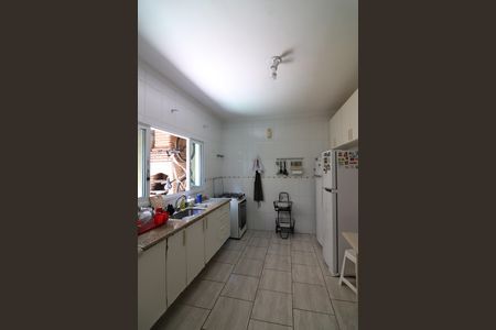 Casa de condomínio à venda com 198m², 3 quartos e 2 vagasCozinha 