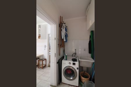 Casa de condomínio à venda com 198m², 3 quartos e 2 vagasÁrea de Serviço