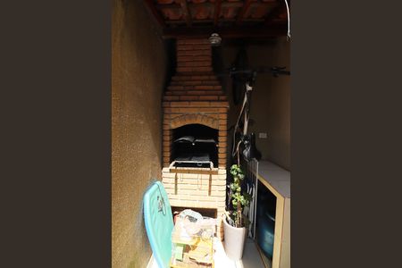 Casa de condomínio à venda com 198m², 3 quartos e 2 vagasChurrasqueira