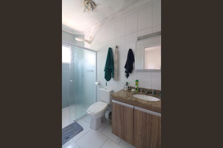 Casa de condomínio à venda com 198m², 3 quartos e 2 vagasQuarto 3 - Suíte Banheiro 