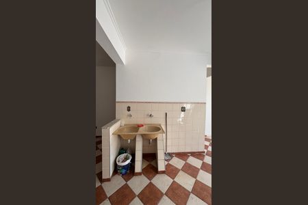 Casa à venda com 232m², 4 quartos e 4 vagasGaragem - Area de Serviço