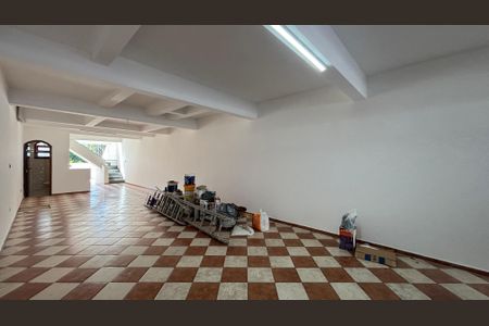 Casa à venda com 232m², 4 quartos e 4 vagasGaragem
