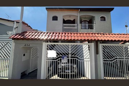 Casa à venda com 232m², 4 quartos e 4 vagasFachada