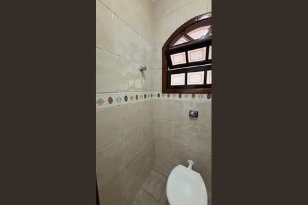 Casa à venda com 232m², 4 quartos e 4 vagasLavabo