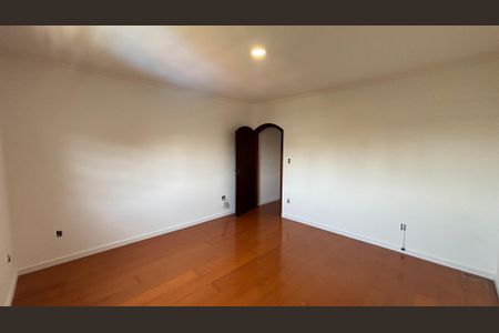 Casa à venda com 232m², 4 quartos e 4 vagasQuarto 3