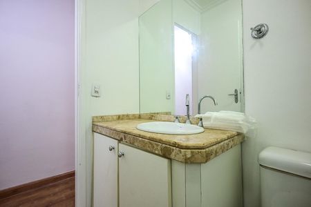 Casa de condomínio para alugar com 153m², 3 quartos e 1 vagaBanheiro