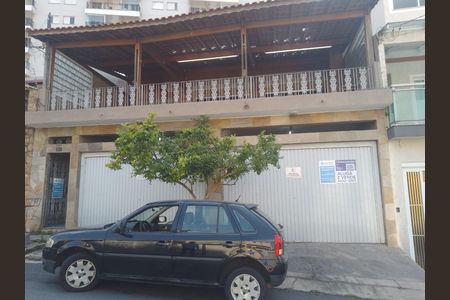 Casa para alugar com 273m², 3 quartos e 2 vagasFachada com PLACA